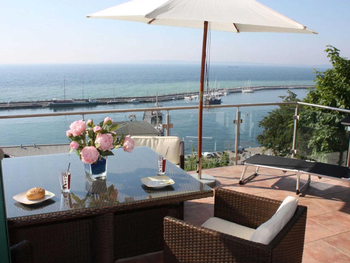 Ruegen Star Appartements De Luxe Sassnitz Exterior photo